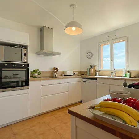 Family With Unique Sea View For 11people Villa *