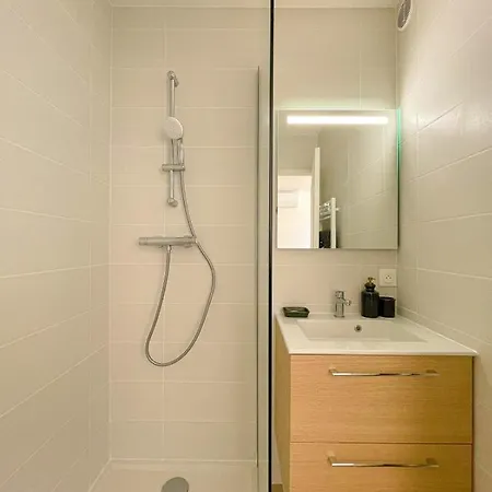 Sea-view For 11 Guests With A Heated Infinity Pool *