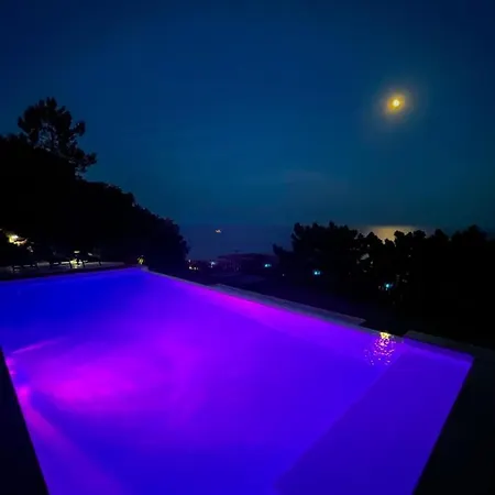 Sea-view For 11 Guests With A Heated Infinity Pool Saint-Raphael (Var)